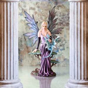 Statueta Ultra Premium Elvie